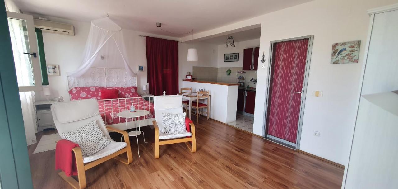 Boutique Home Saltaragazza Петровац Экстерьер фото