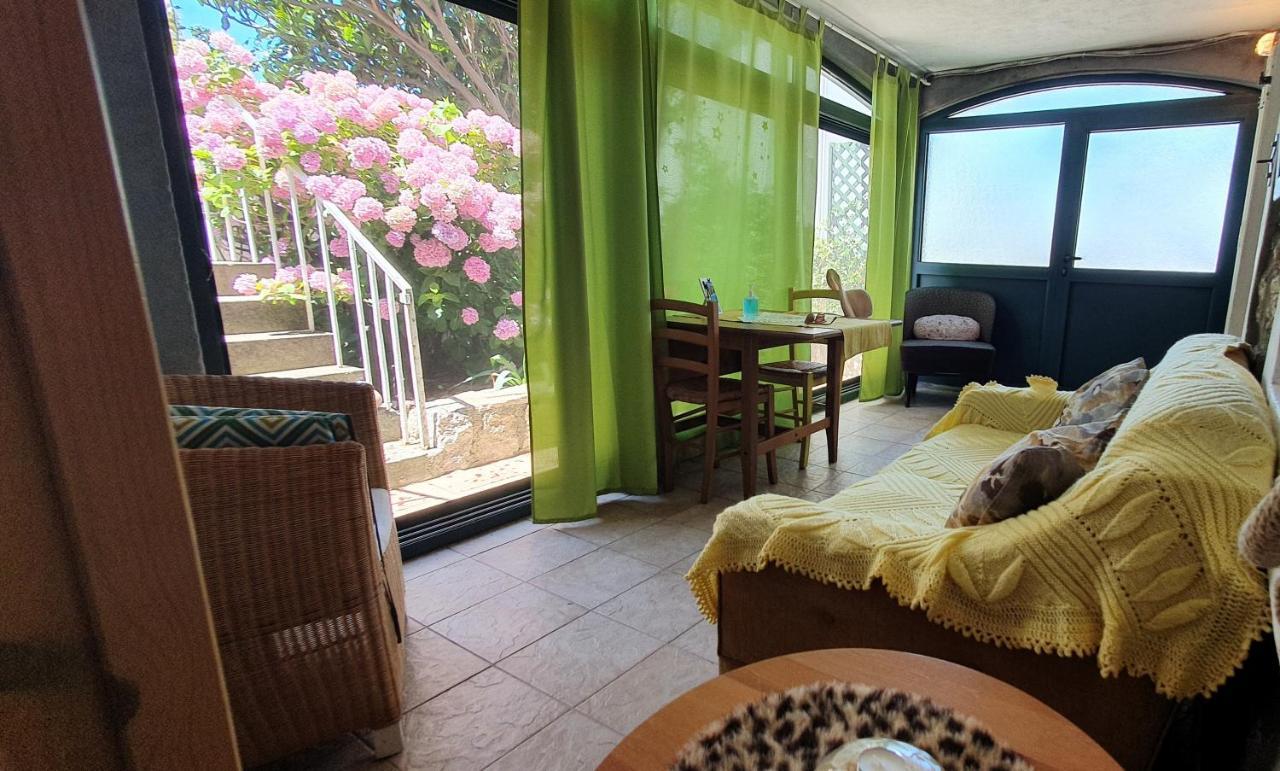 Boutique Home Saltaragazza Петровац Экстерьер фото