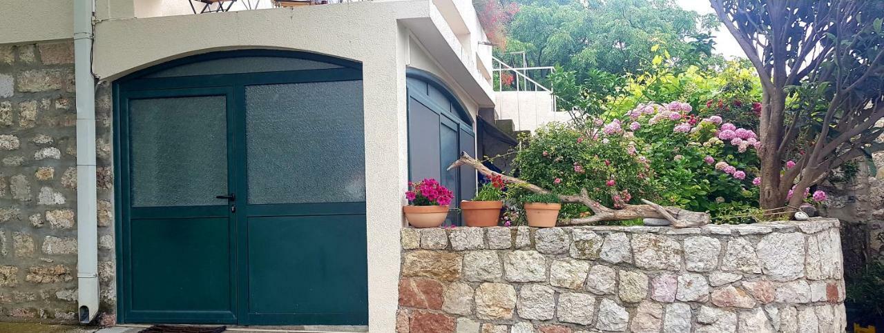 Boutique Home Saltaragazza Петровац Экстерьер фото